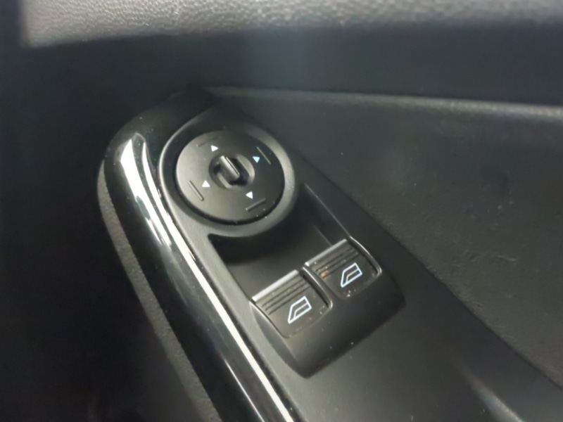 Used Ford Fiesta 2016 for sale - 76707815: Photo 18