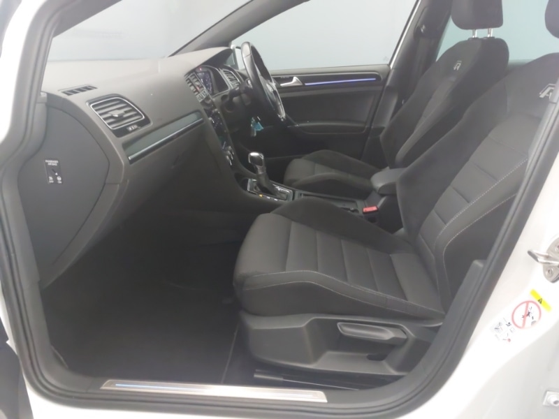 Used Volkswagen Golf 2018 for sale - 76493068: Photo 5