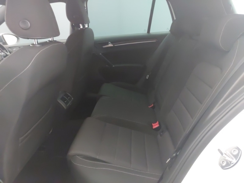 Used Volkswagen Golf 2018 for sale - 76493068: Photo 6