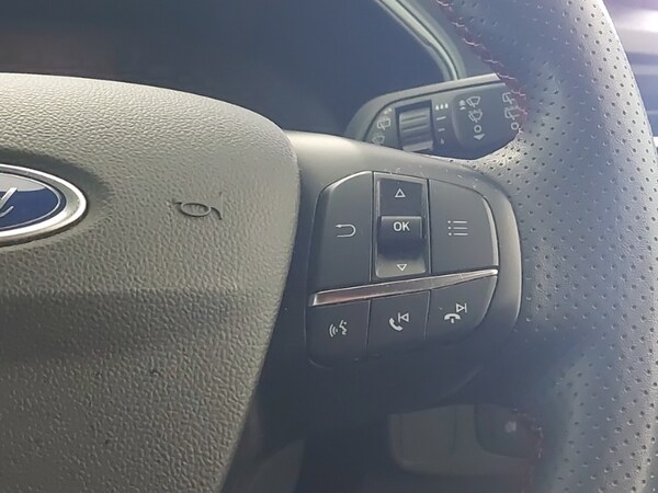 Used Ford Focus 2022 for sale - 75657098: Photo 13