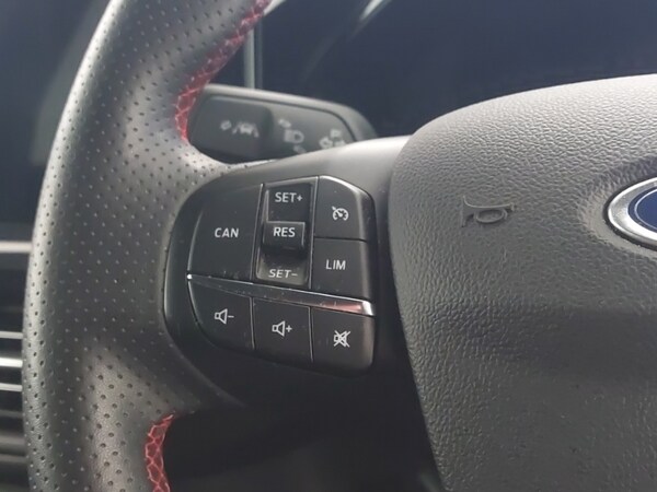 Used Ford Focus 2022 for sale - 75657098: Photo 14