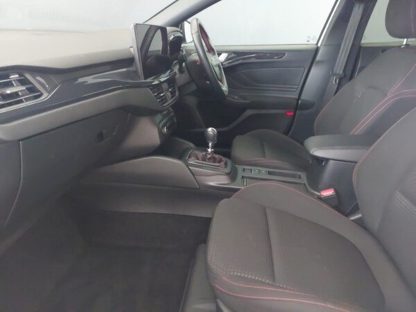 Used Ford Focus 2022 for sale - 75657098: Photo 5