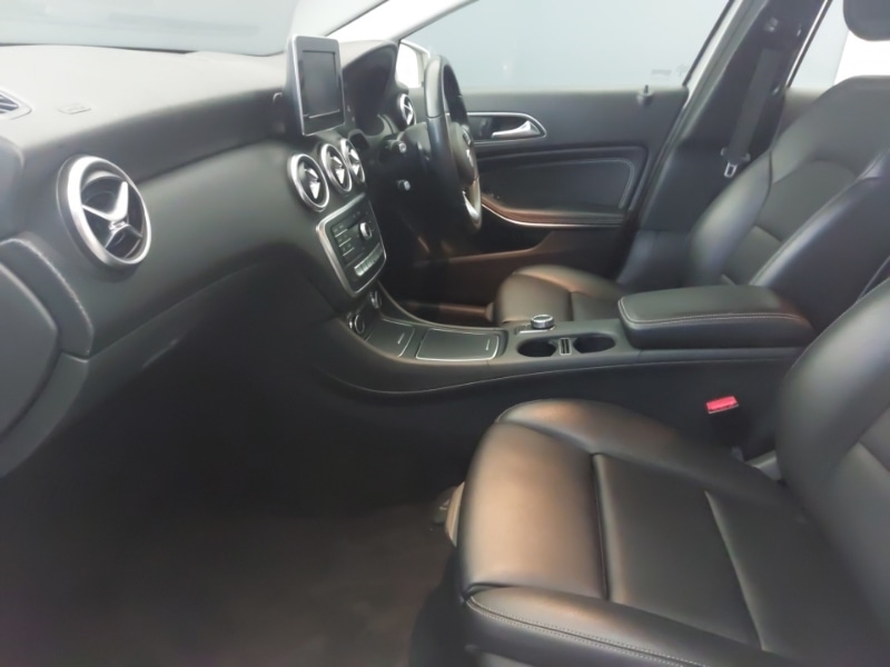 Used Mercedes-Benz A-Class 2017 for sale - 76983000: Photo 5