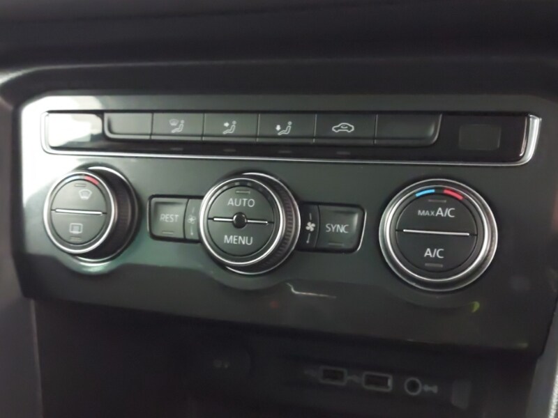 Used Volkswagen Tiguan 2019 for sale - 77815929: Photo 15