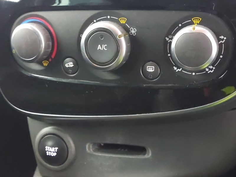 Used Renault Clio 2019 for sale - 77881577: Photo 15