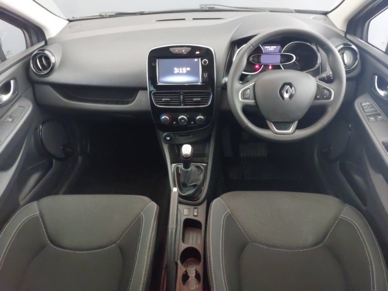 Used Renault Clio 2019 for sale - 77881577: Photo 2