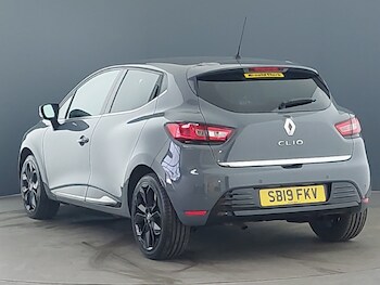 Used Renault Clio 2019 for sale - 77881577: Photo