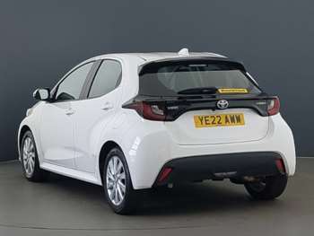 Used Toyota Yaris 2022 for sale - 75152058: Photo