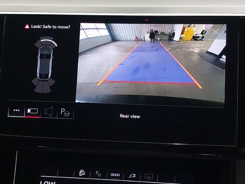 Used Audi e-tron 2022 for sale - 77623126: Photo 10