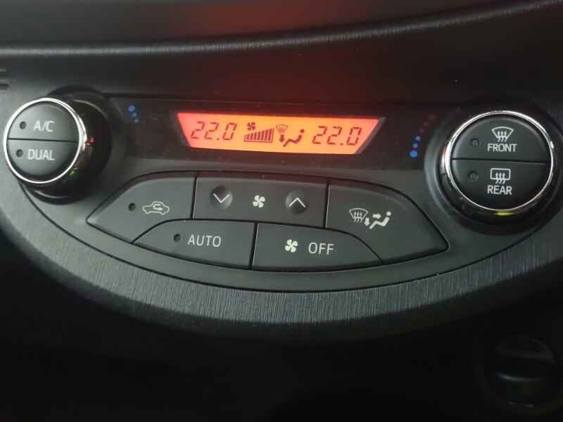 Used Toyota Yaris 2014 for sale - 77815994: Photo 16