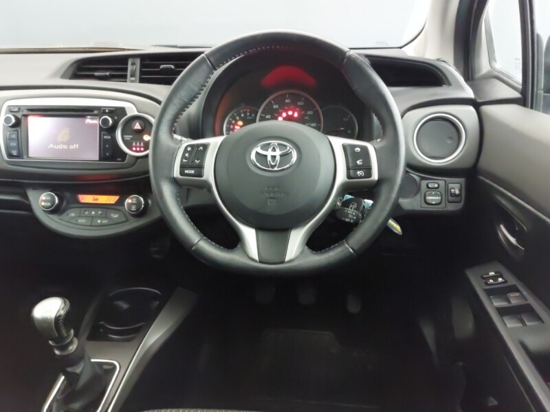 Used Toyota Yaris 2014 for sale - 77815994: Photo 7