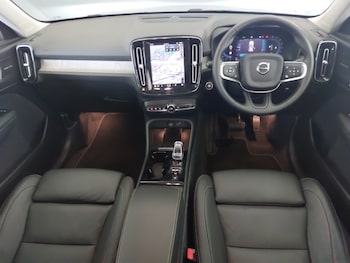 Used Volvo XC40 2024 for sale - 76771390: Photo