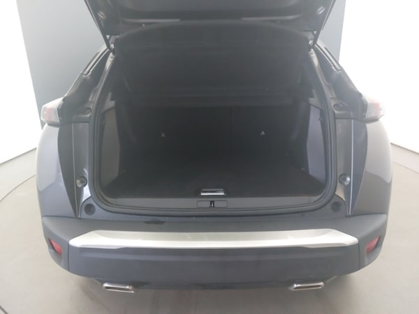 Used Peugeot 2008 2021 for sale - 76221401: Photo 8
