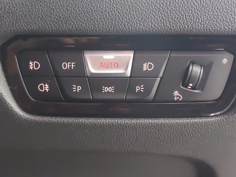 Used BMW 3 Series 2019 for sale - 76947232: Photo 18