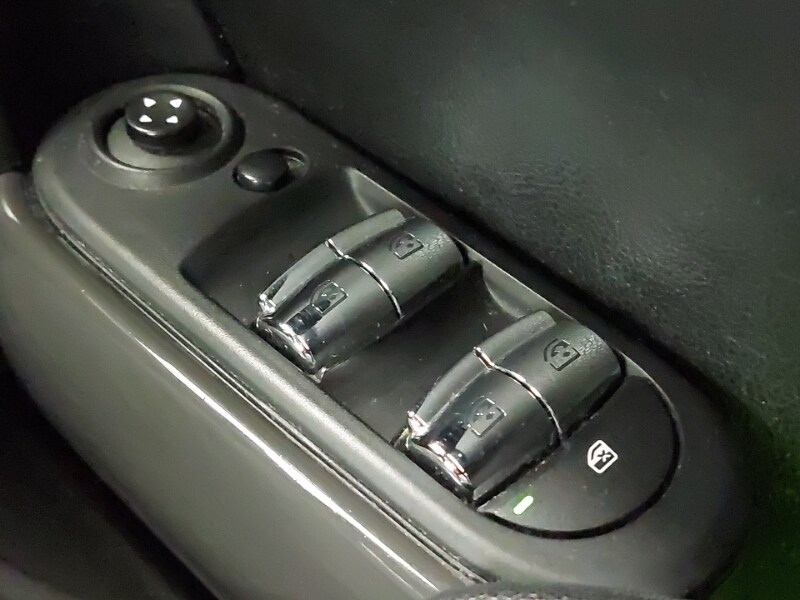 Used MINI Hatch 2019 for sale - 77933177: Photo 18