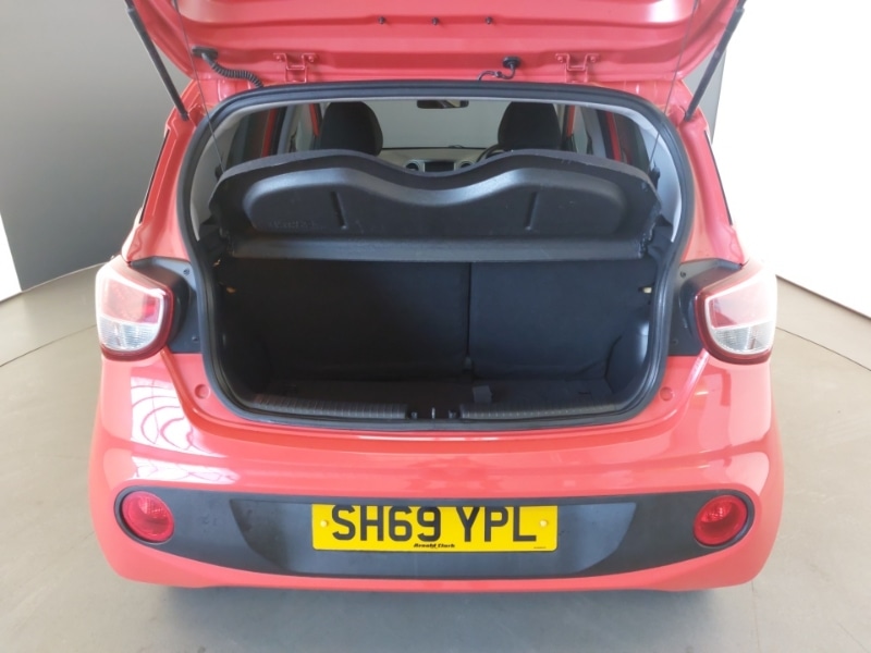 Used Hyundai i10 2019 for sale - 76628706: Photo 8