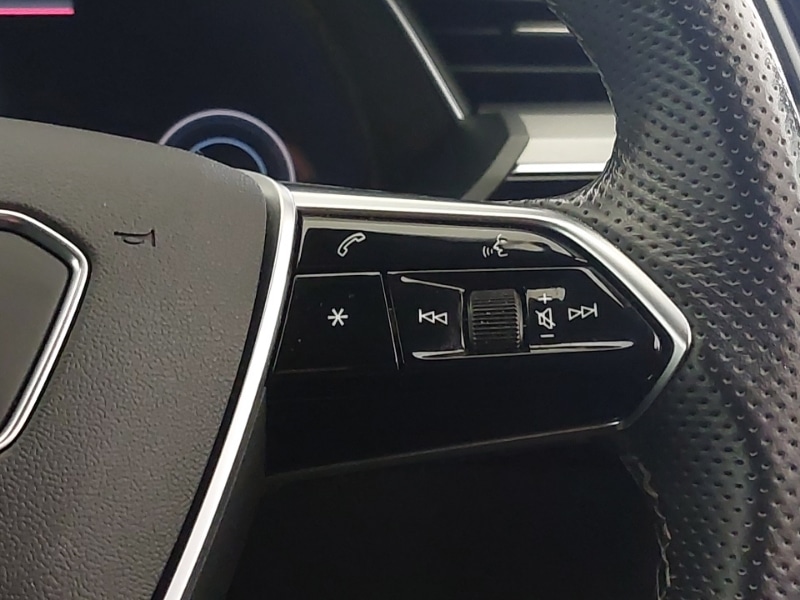 Used Audi e-tron 2022 for sale - 77651795: Photo 13