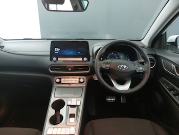 Used Hyundai KONA 2020 for sale - 77047093: Photo