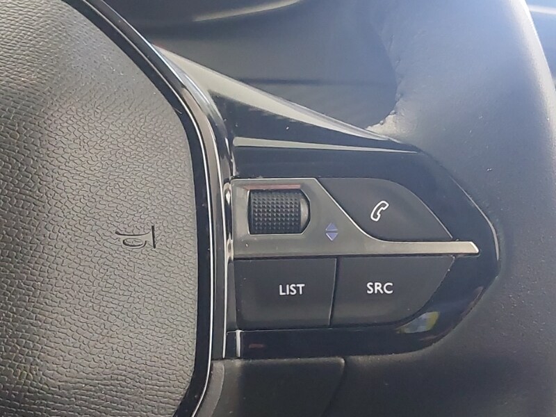 Used Peugeot 2008 2022 for sale - 77580000: Photo 13