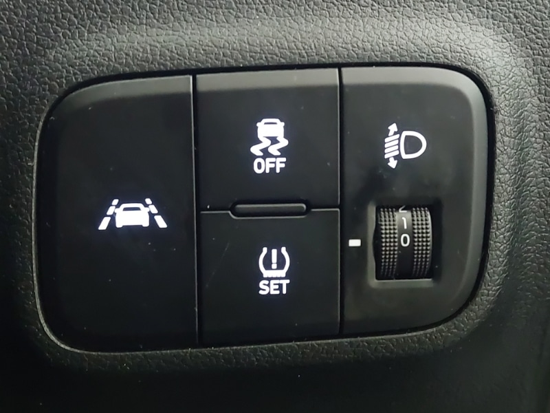 Used Hyundai i10 2021 for sale - 76779411: Photo 15