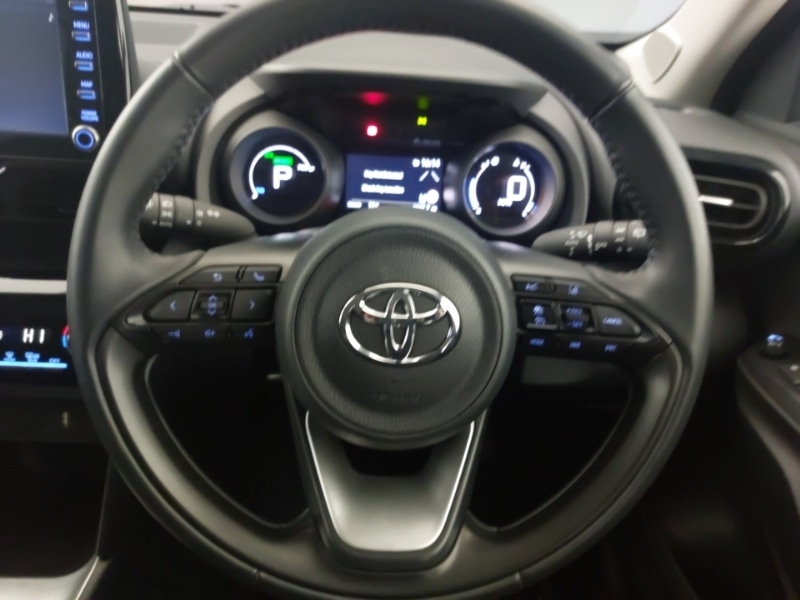 Used Toyota Yaris Cross 2022 for sale - 77228901: Photo 11