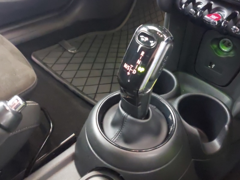 Used MINI Hatch 2019 for sale - 77750759: Photo 15