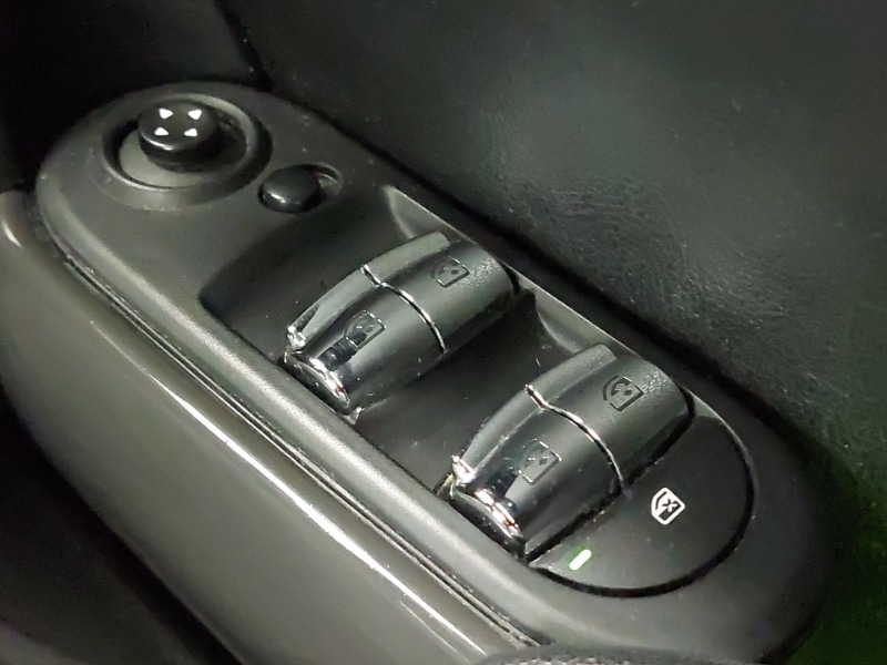 Used MINI Hatch 2019 for sale - 77750759: Photo 18