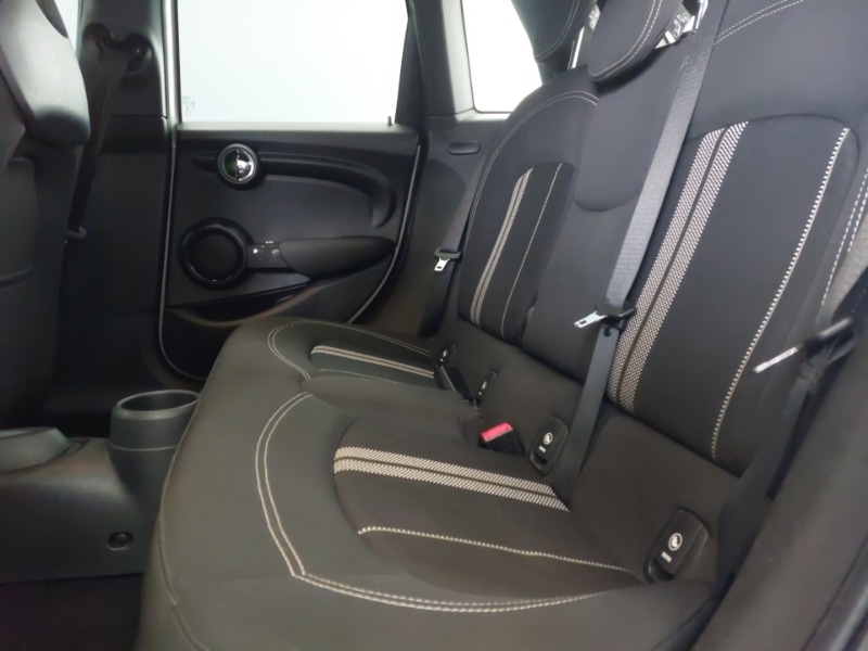 Used MINI Hatch 2019 for sale - 77750759: Photo 6