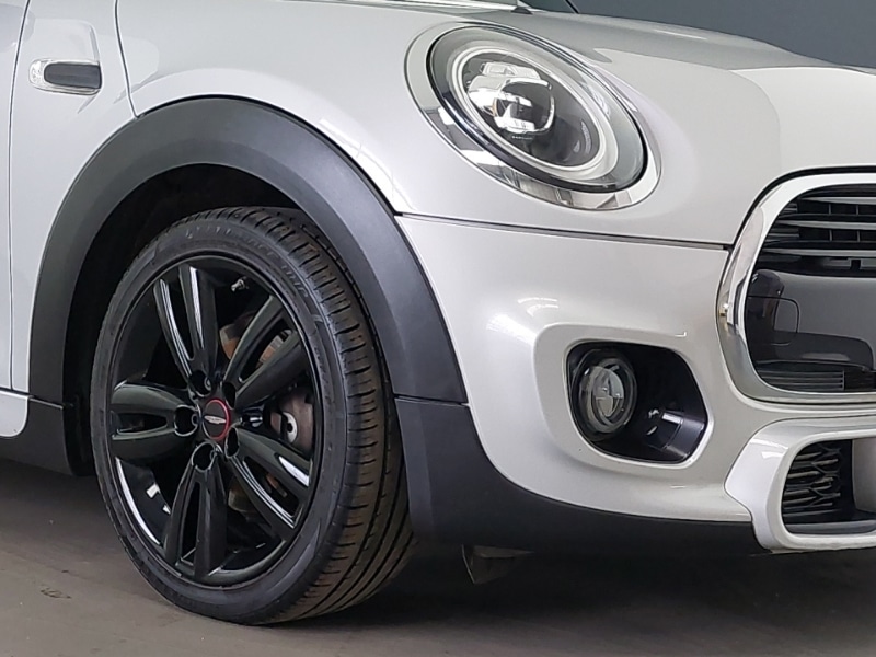 Used MINI Hatch 2019 for sale - 77750759: Photo 9