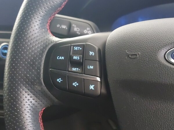 Used Ford Focus 2020 for sale - 76268909: Photo 14