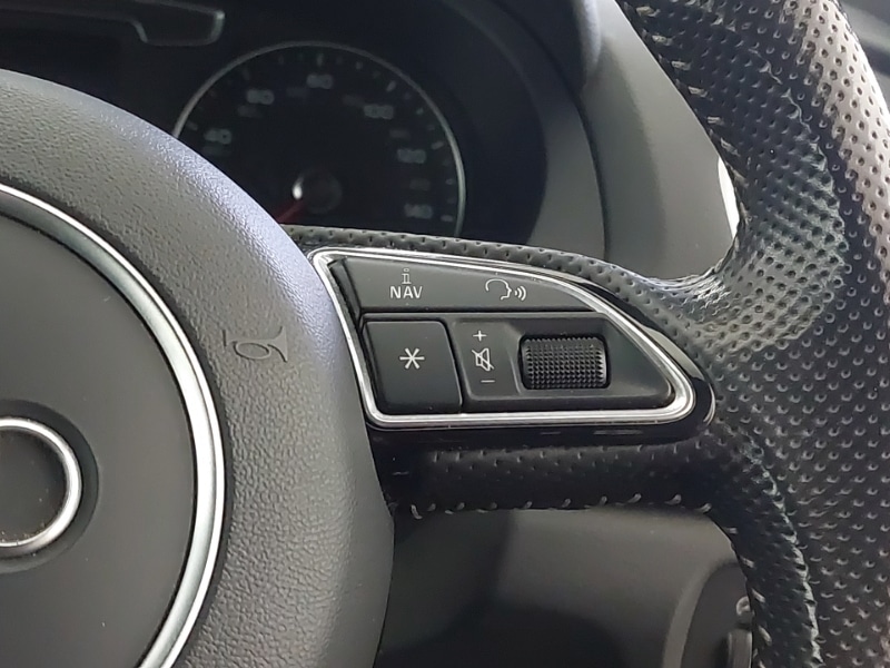 Used Audi Q3 2018 for sale - 77852623: Photo 13