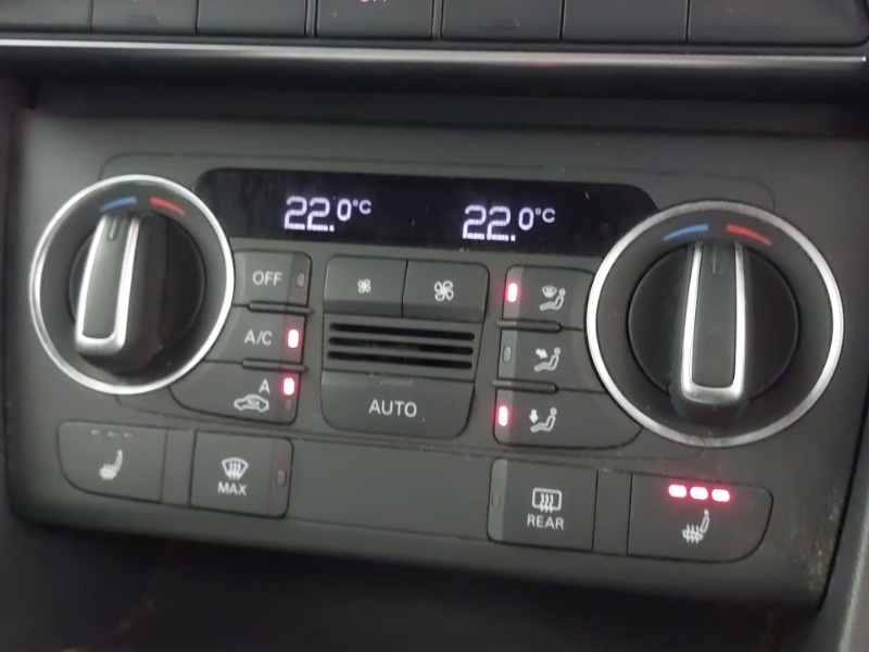 Used Audi Q3 2018 for sale - 77852623: Photo 16