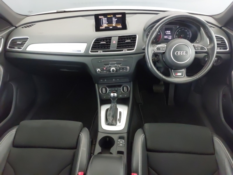 Used Audi Q3 2018 for sale - 77852623: Photo 2