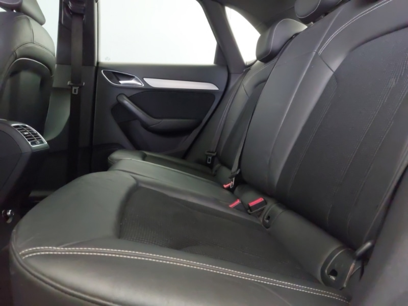 Used Audi Q3 2018 for sale - 77852623: Photo 6