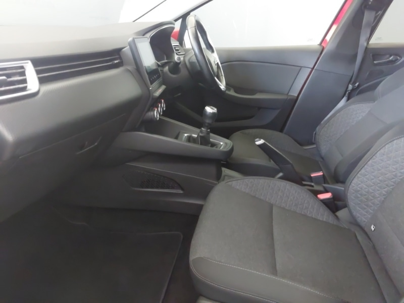 Used Renault Clio 2020 for sale - 77694879: Photo 5