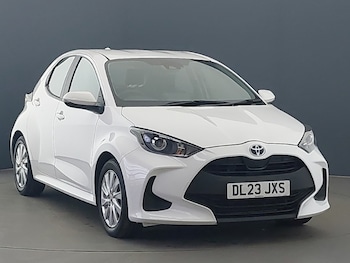 Used Toyota Yaris 2023 for sale - 77168882: Photo