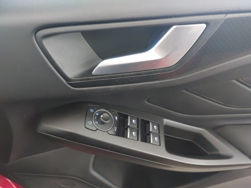 Used Ford Focus 2023 for sale - 76506600: Photo 19