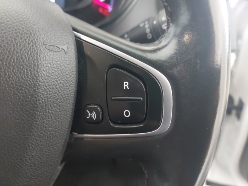 Used Renault Captur 2018 for sale - 76375259: Photo 13