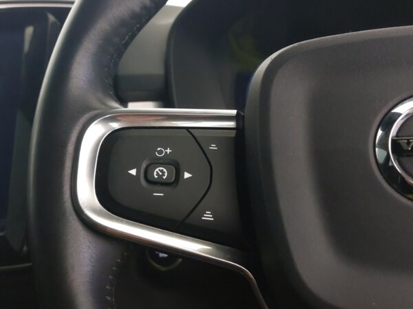 Used Volvo XC40 2018 for sale - 76188237: Photo 14