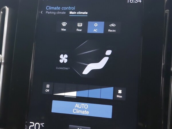 Used Volvo XC40 2018 for sale - 76188237: Photo 16