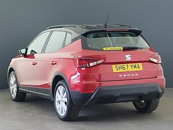Used SEAT Arona 2017 for sale - 77536475: Photo