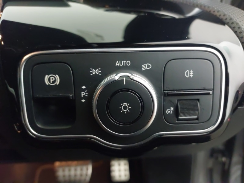 Used Mercedes-Benz CLA 2020 for sale - 76925099: Photo 14