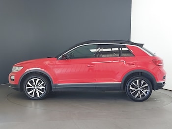 Used Volkswagen T-Roc 2020 for sale - 75576083: Photo