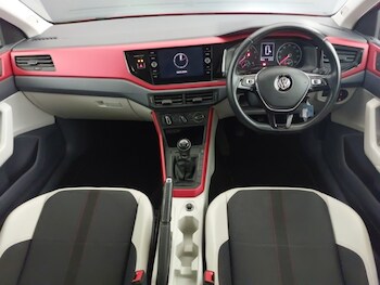 Used Volkswagen Polo 2018 for sale - 77761015: Photo