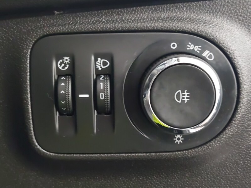 Used Mercedes-Benz A-Class 2015 for sale - 78151129: Photo 16