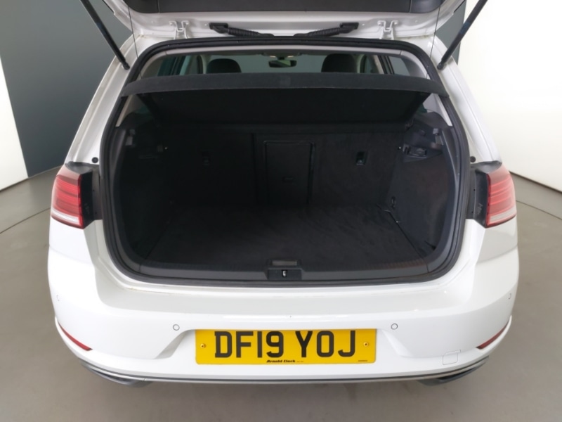 Used Volkswagen Golf 2019 for sale - 77264957: Photo 8