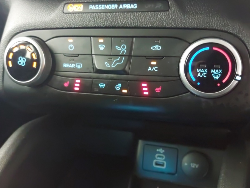 Used Ford Focus 2023 for sale - 76736851: Photo 15