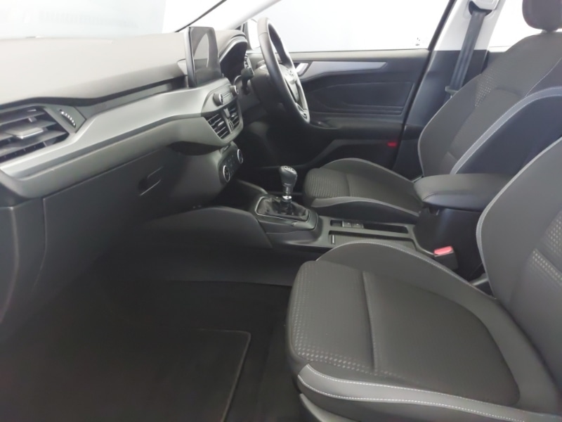 Used Ford Focus 2023 for sale - 76736851: Photo 5