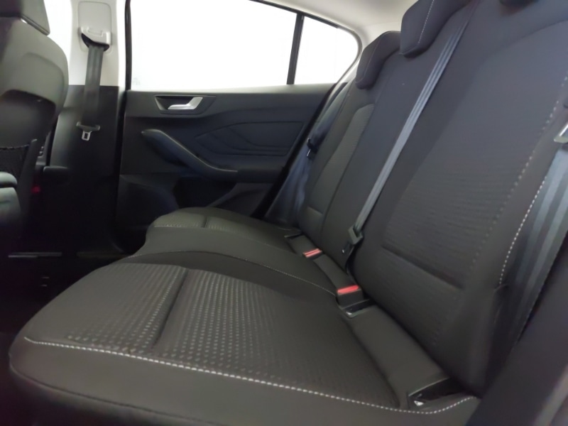 Used Ford Focus 2023 for sale - 76736851: Photo 6
