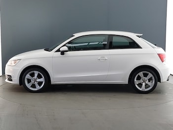 Used Audi A1 2018 for sale - 76543330: Photo